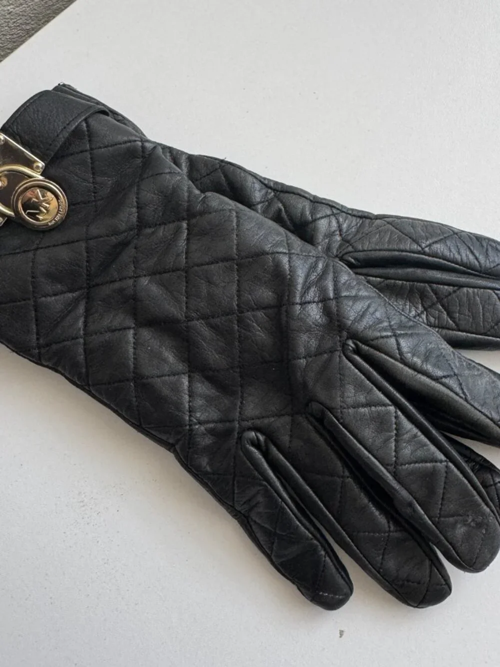 Michael Kors Black Quilted Genuine Leather Gloves Gold Logo Women's M/L